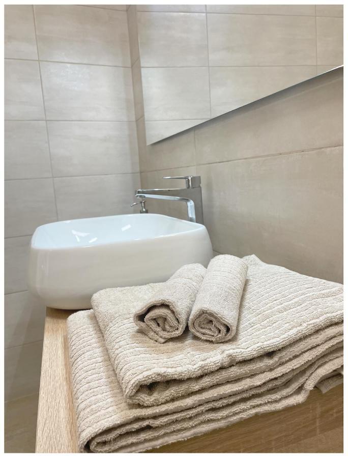 Aurelia'S Suite Napoli Esterno foto
