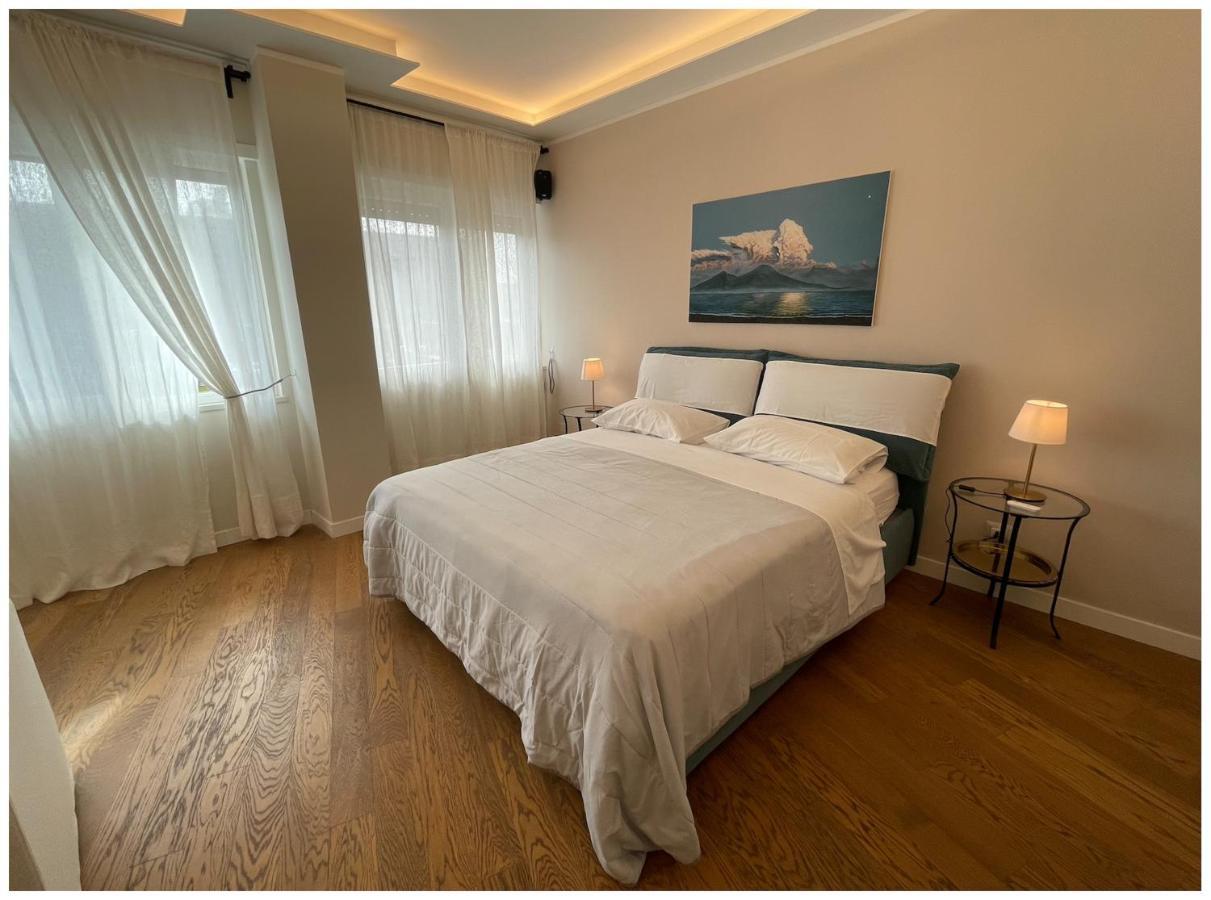 Aurelia'S Suite Napoli Esterno foto